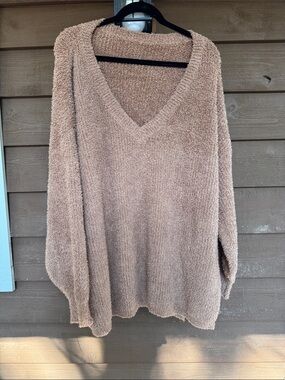 Cupshe Taupe V-Neck Plush Sweater size Large
